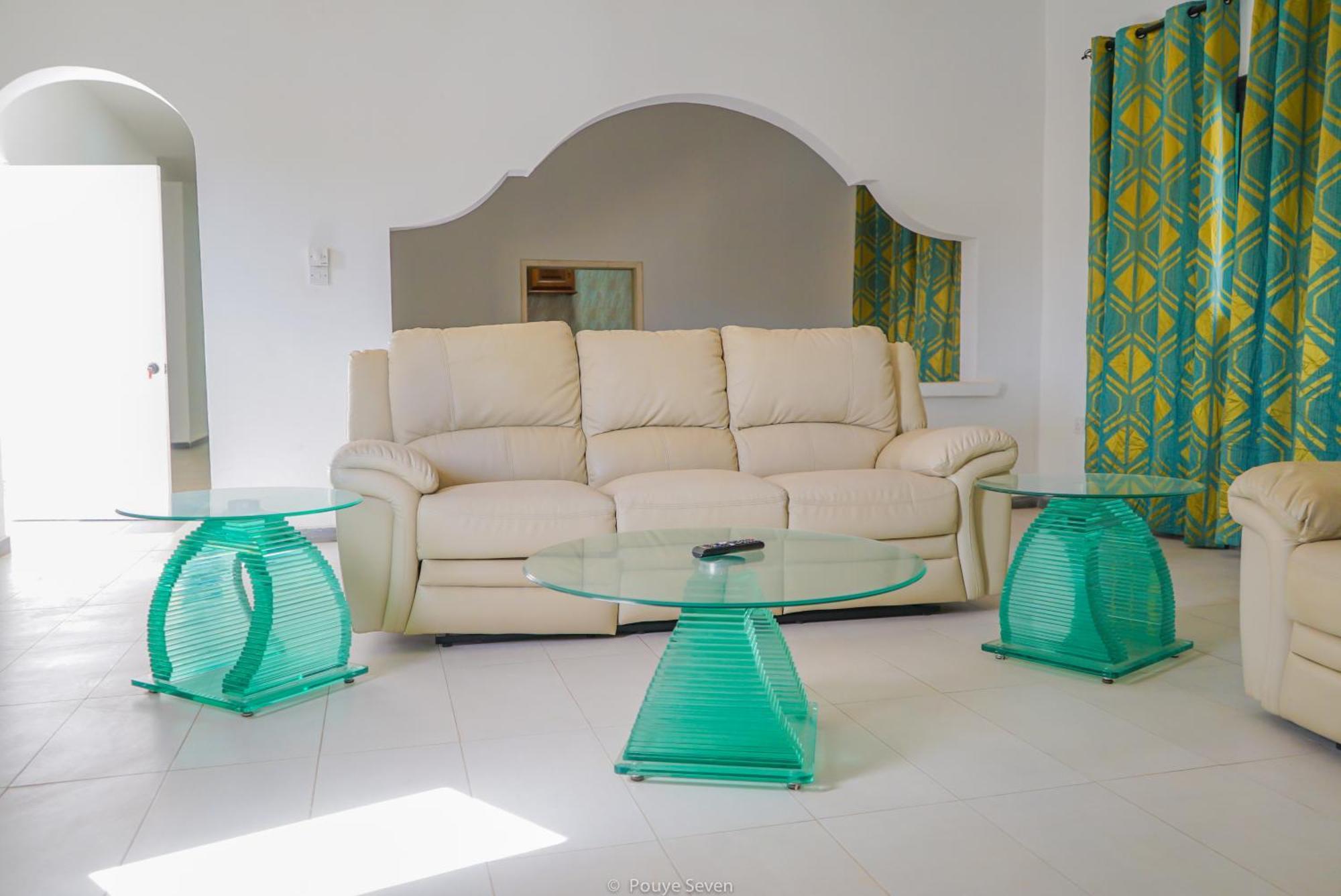 Mgm Apartments Gambia Kololi Esterno foto